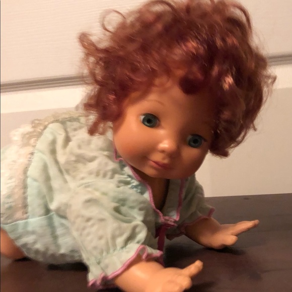 Vintage 1991 Irwin Toys Crawling Position Baby Doll - Picture 3 of 10